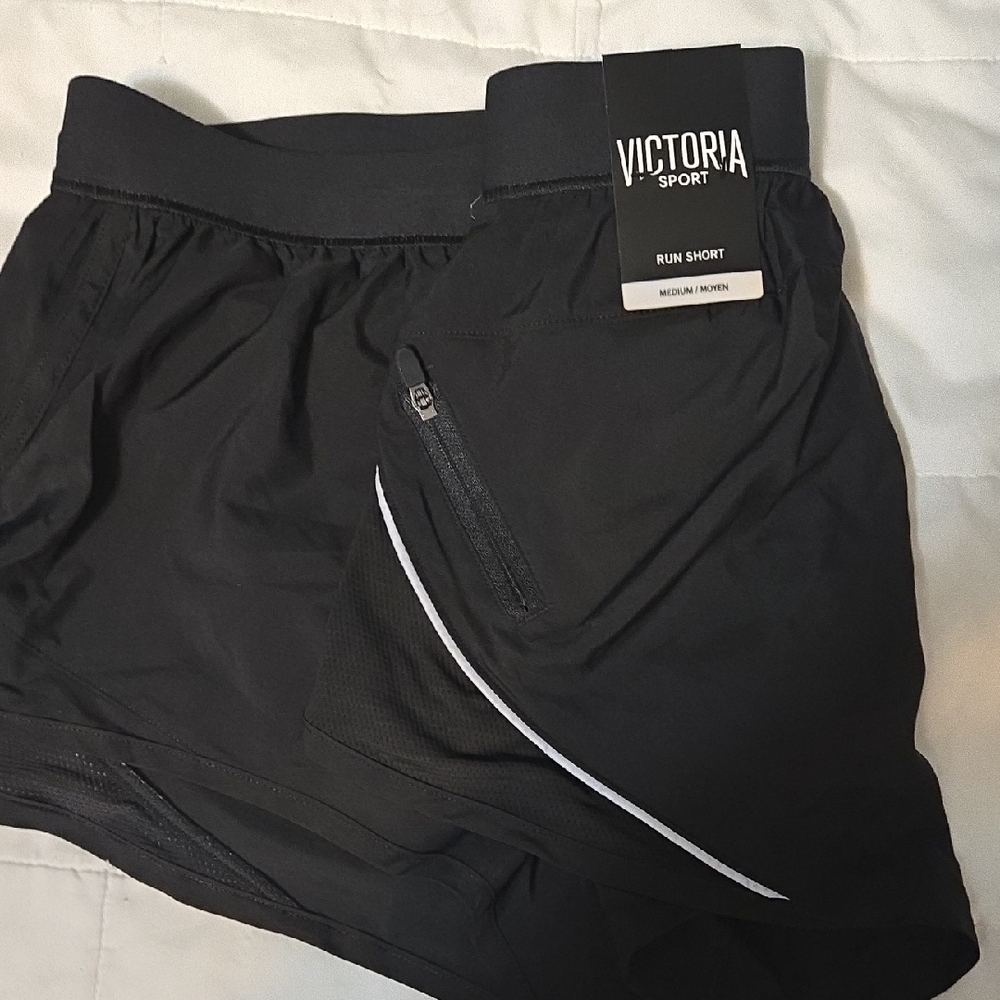 Victoria Sport Black Run Shorts Size Medium
